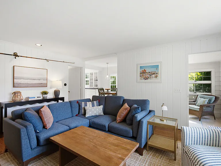 407 Boston Blvd — Photo 7