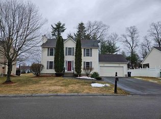 9 Hibiscus Way, Nashua, NH 03062