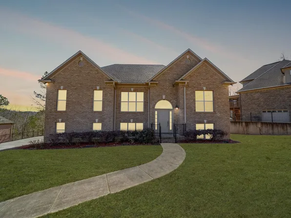 714 Longwood Pl, Gardendale, AL 35071