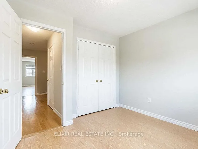 90 Delport Close — Photo 26