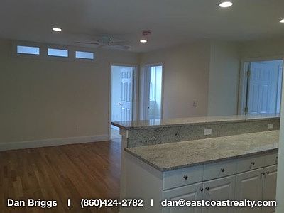 3rd image of 62 Egmont St APT 05