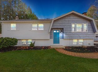 98 Oak St, Norton, MA 02766