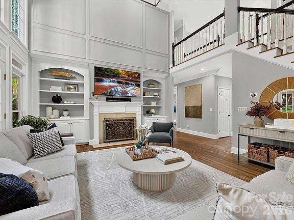 5th image of 6536 Seton House Ln