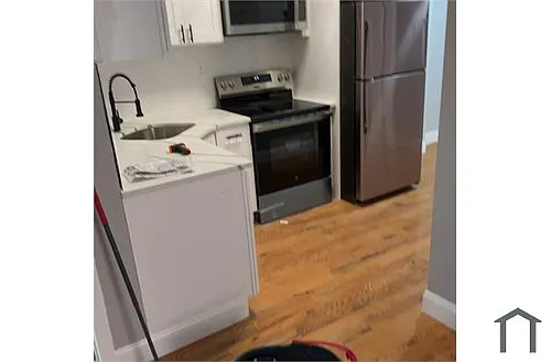 1018 Faile St #1 Photo 1