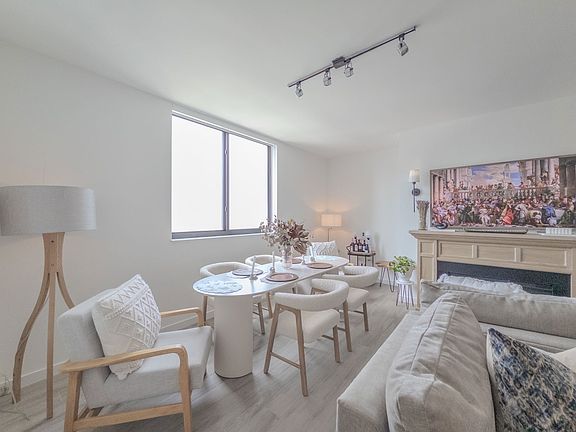 4th image of 999 SW 1st Ave APT 3204