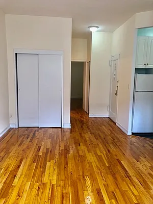 Rented by Urban Real Estate Inc | media 19