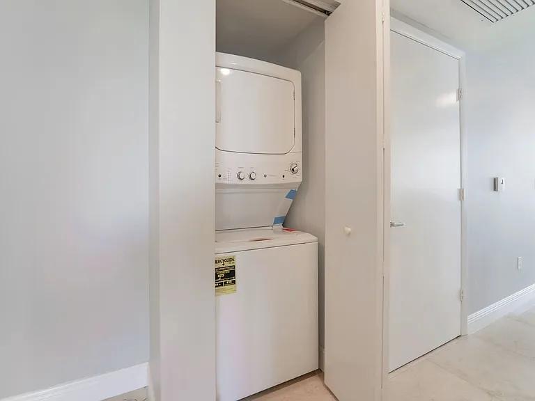 Washer/Dryer