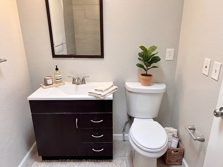 445 W Osborn Rd #1 — Photo 16
