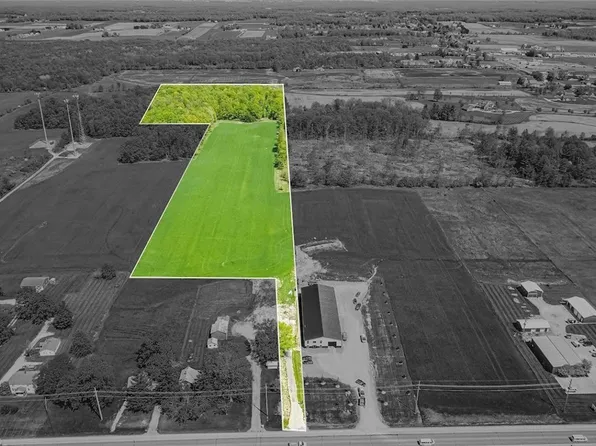 14829 Madison Rd, Middlefield, OH 44062