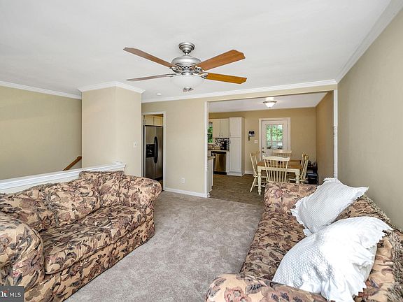 4th image of 11002 Abbey Ln