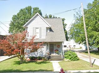 109 N Main St, Walnut, IL 61376