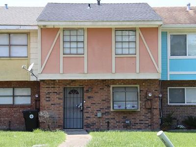 5644 Tullis Dr, New Orleans, LA, 70131