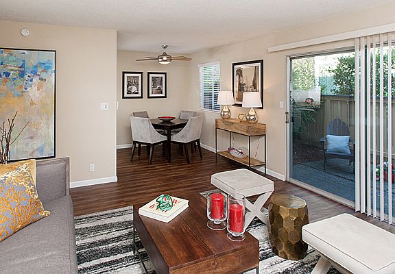 4th image of 1495 Casa Buena Dr #1009