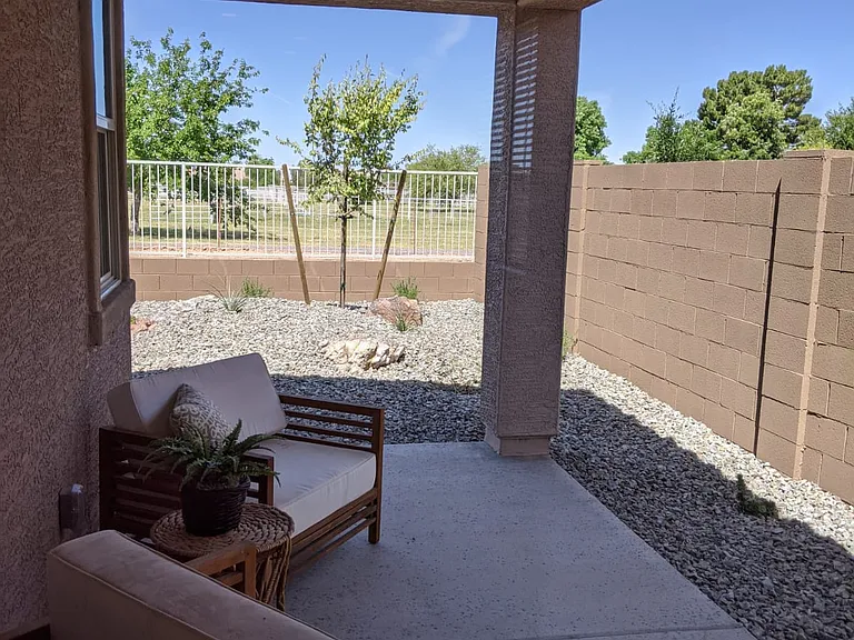 2232 W Donner Dr — Photo 17