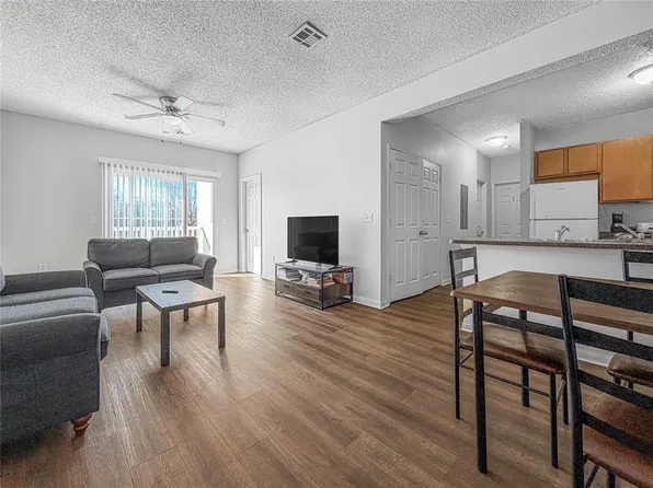 2200 Classen Blvd APT 4121, Norman, OK 73071