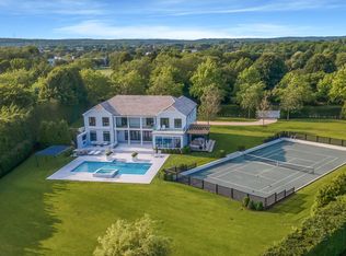 54 Pheasant Close N, Southampton, NY 11968