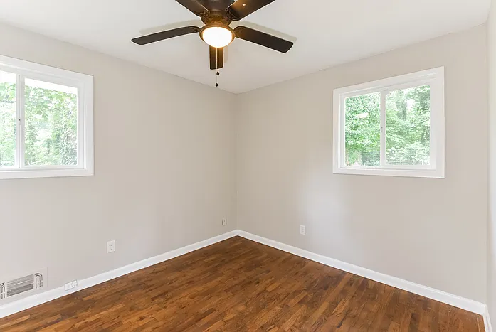 2362 Macon Dr SW — Photo 9