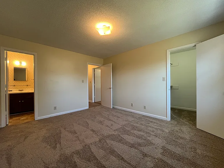 1483 Craig Dr #B — Photo 8