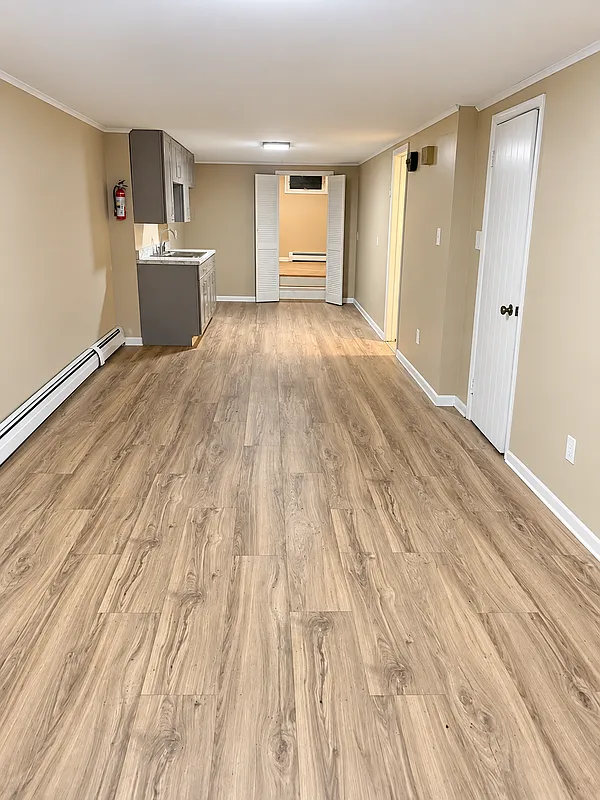 1 bed, 1.0 bath, $1,175 — Photo 3