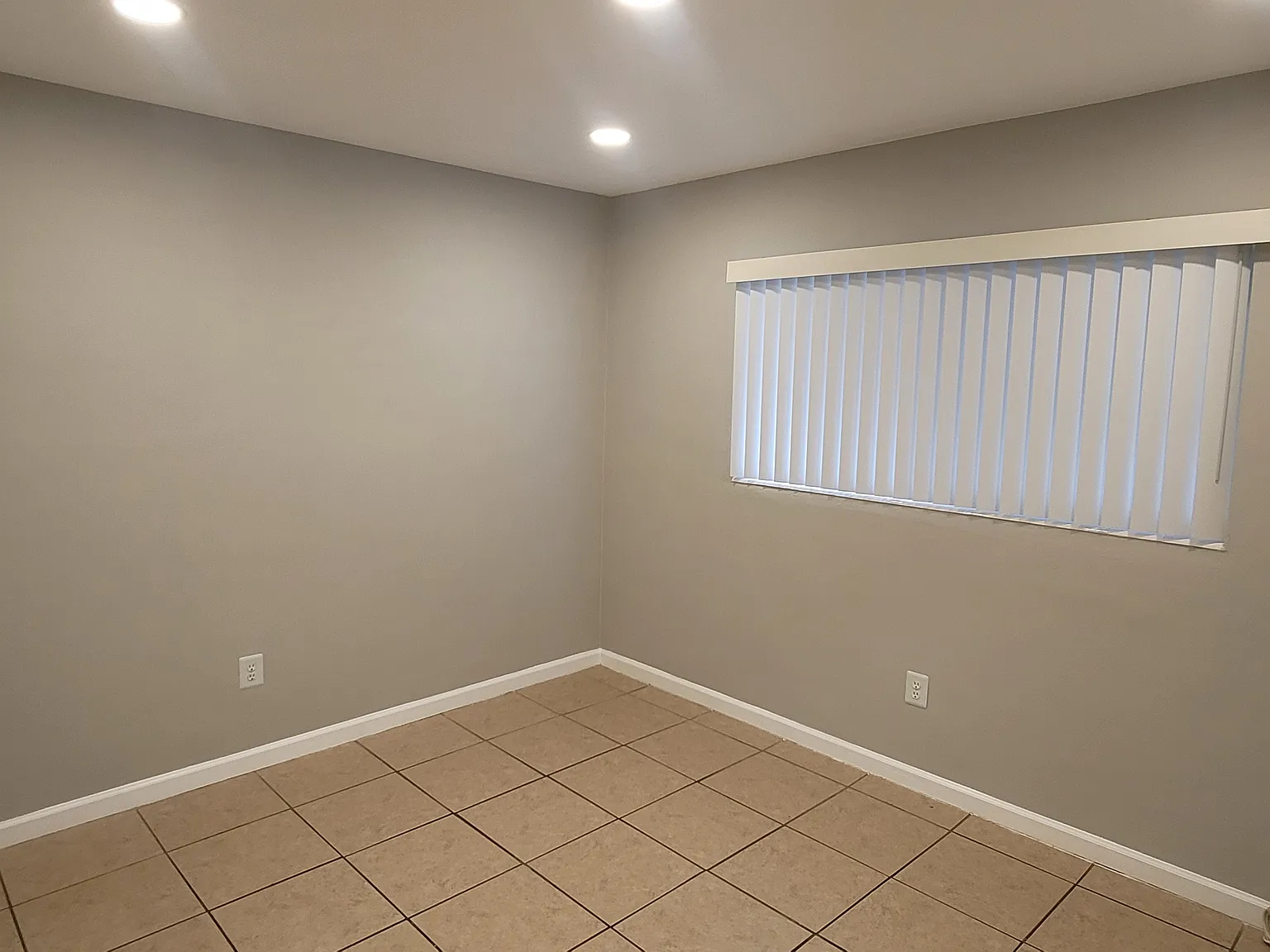 2533 Garfield St — Photo 3