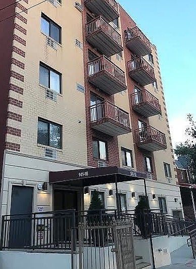 1st image of 14116 84th Dr #5A