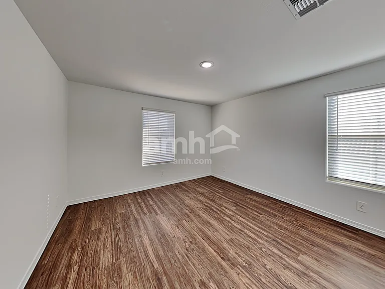 795 S 150th Dr — Photo 15