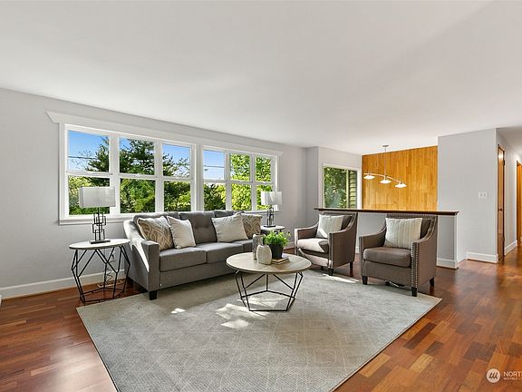 2nd image of 2830 216th Avenue SE
