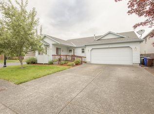 3007 Tangleberry Pl, Fairview, OR 97024