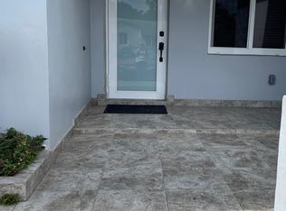 2230 NW 1st St, Miami, FL 33125