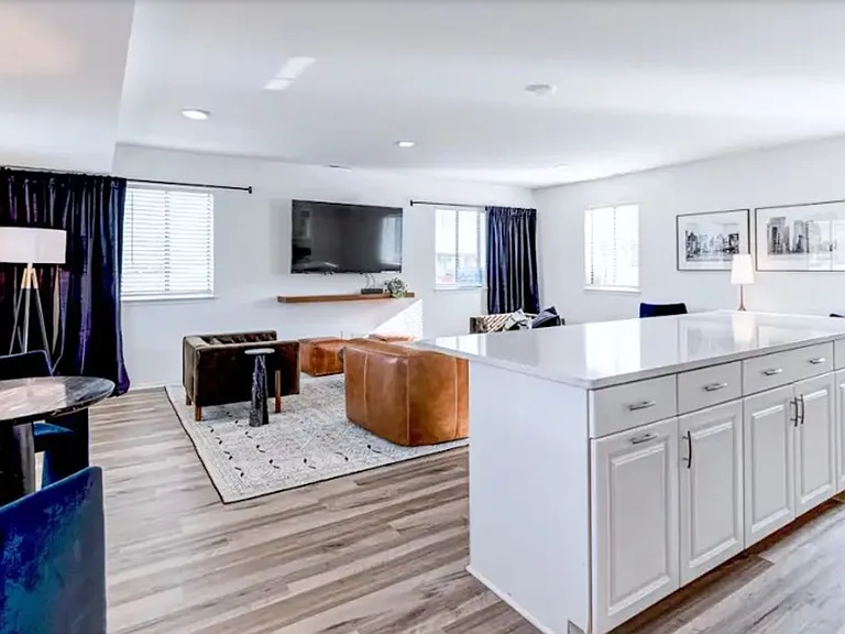Riverside Townhomes — Photo 56