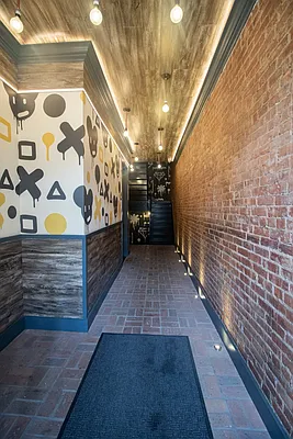 Rented by Lodger Corp | media 27