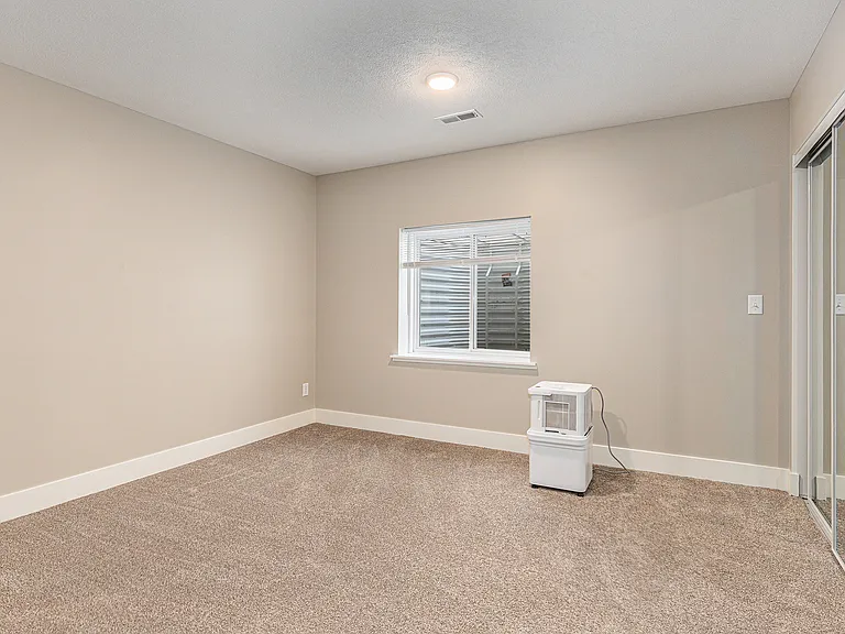 738 Martin Luther King Jr St SE #2 — Photo 11