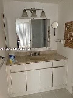 2nd image of 17021 N Bay Rd APT 624