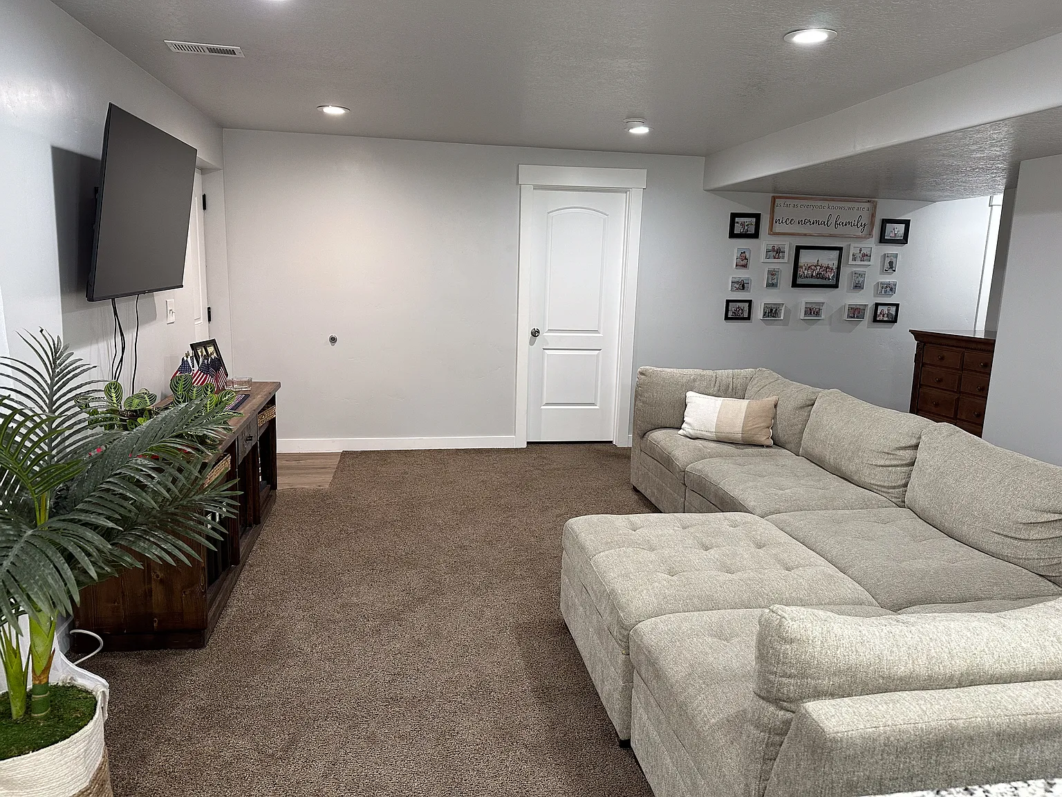 3 bed, 1200 sqft, $1,850 — Photo 4