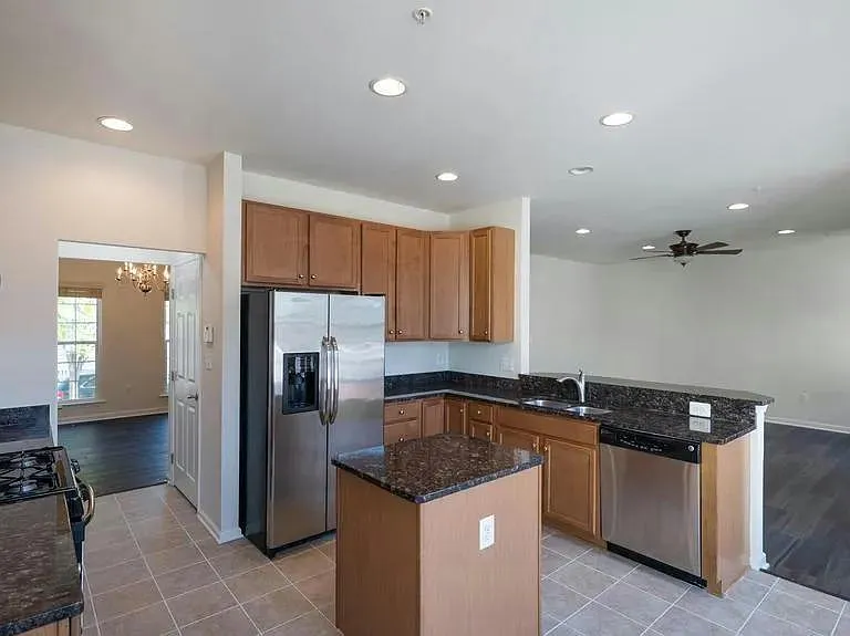 11830 Steeplebush Dr — Photo 4