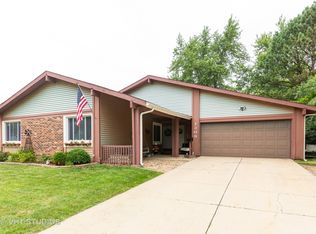 1309 Whirlaway Ln, Hanover Park, IL 60133