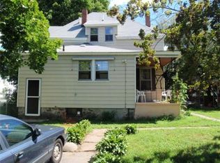 636 Howard St, Lawrence, MA 01841