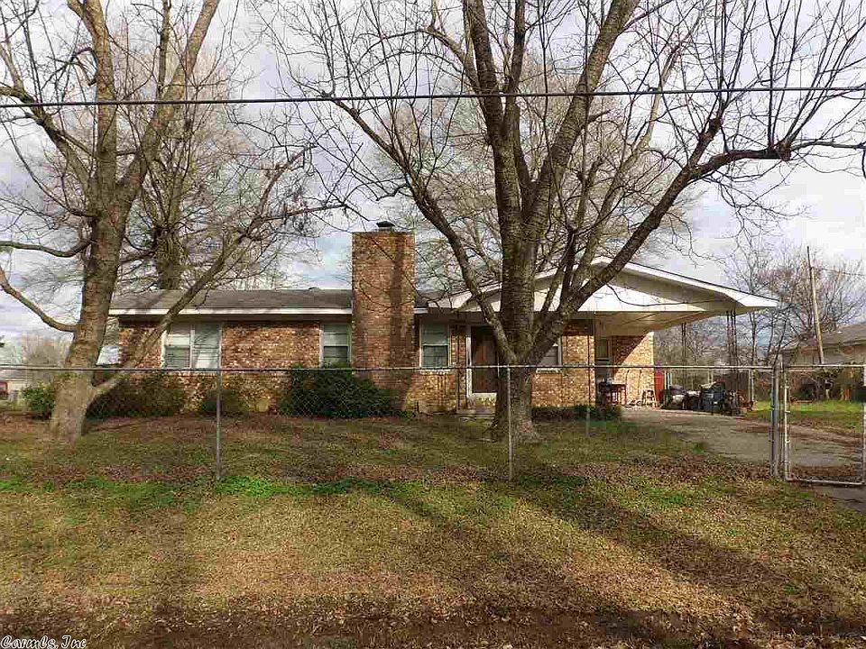 2nd image of 811 Grider Field Ladd Rd
