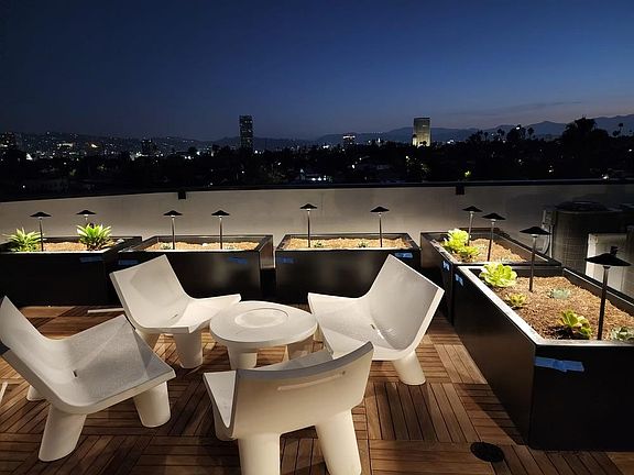 4th image of 5550 W Pico Blvd #2B-2Ba-870Sqft