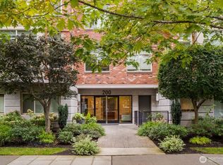 200 W Comstock St APT 303, Seattle, WA