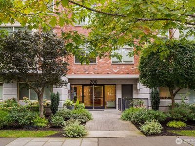 200 W Comstock Street #303, Seattle, WA, 98119