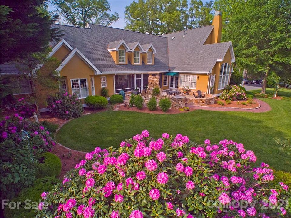 297 Crab Creek Rd, Hendersonville, NC 28739 MLS 3754788 Zillow