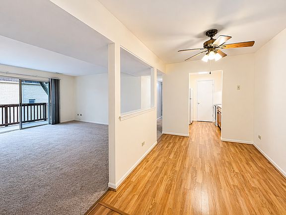 3rd image of 5721 W 103rd St APT 204