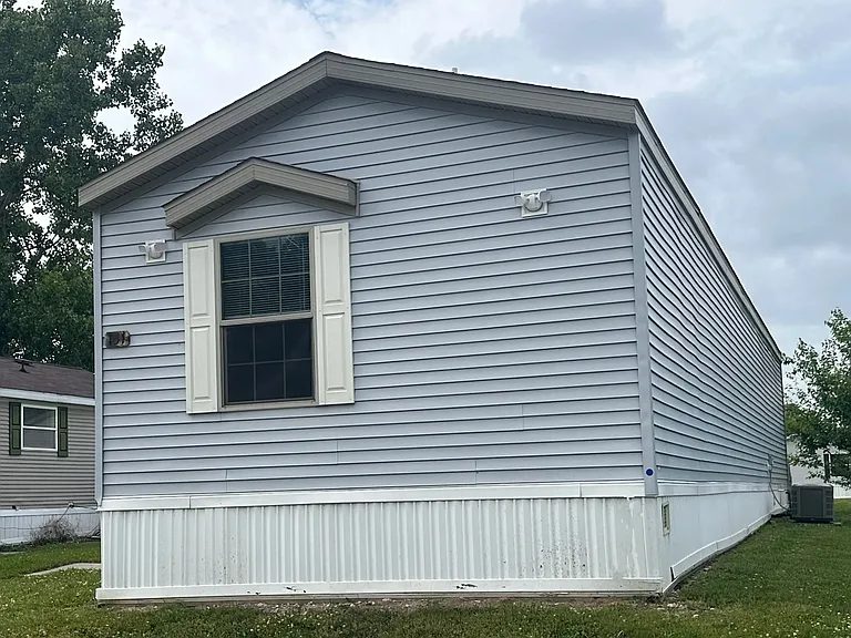 151 Maple Wood — Photo 1