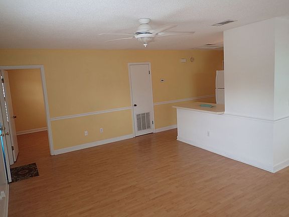 4th image of 21714 Pompano Ave