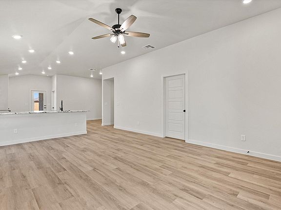 5th image of 1309 Saratoga Ave