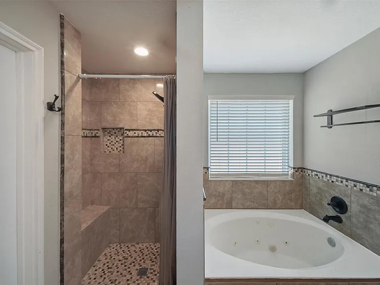 12031 Blade Borough Ct — Photo 8
