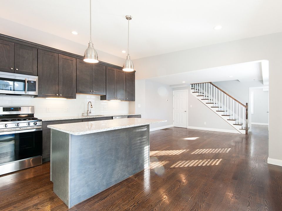 1st image of 20 Telegraph St #Sfr