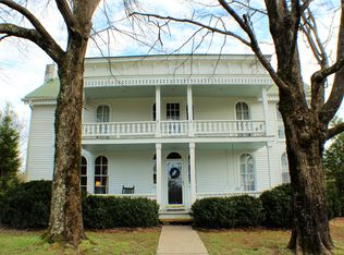 4589 Howard Draper Rd, Cookeville, TN 38501