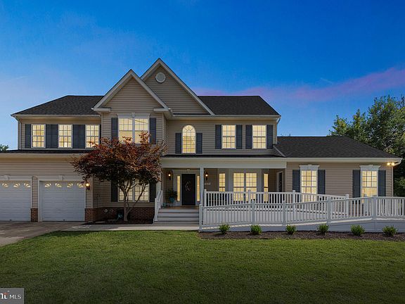 2nd image of 1071 Norfolk Dr